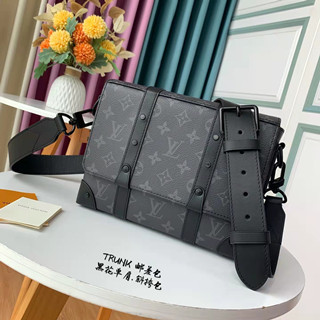 LV 最新21款Trunk黑花邮差包M45727