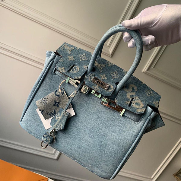 精仿羊皮女包的保养 精仿羊皮女包的保养
